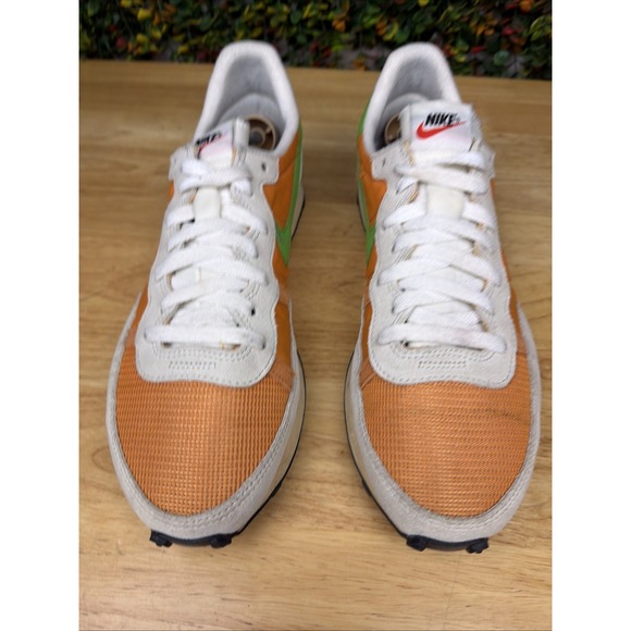 nike challenger og label maker